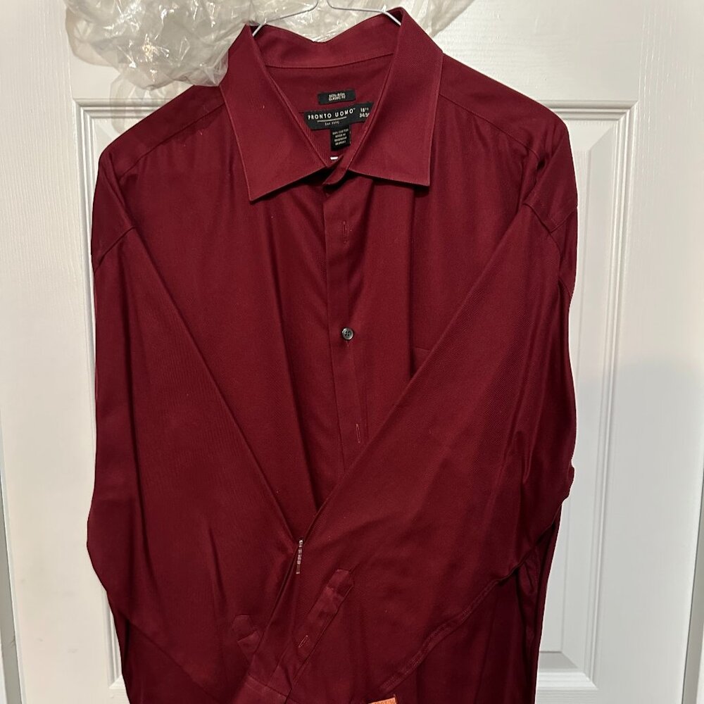 Red Classic Fit Pronto Uomo Men's Dress Shirt 18.5 neck 34/35 length